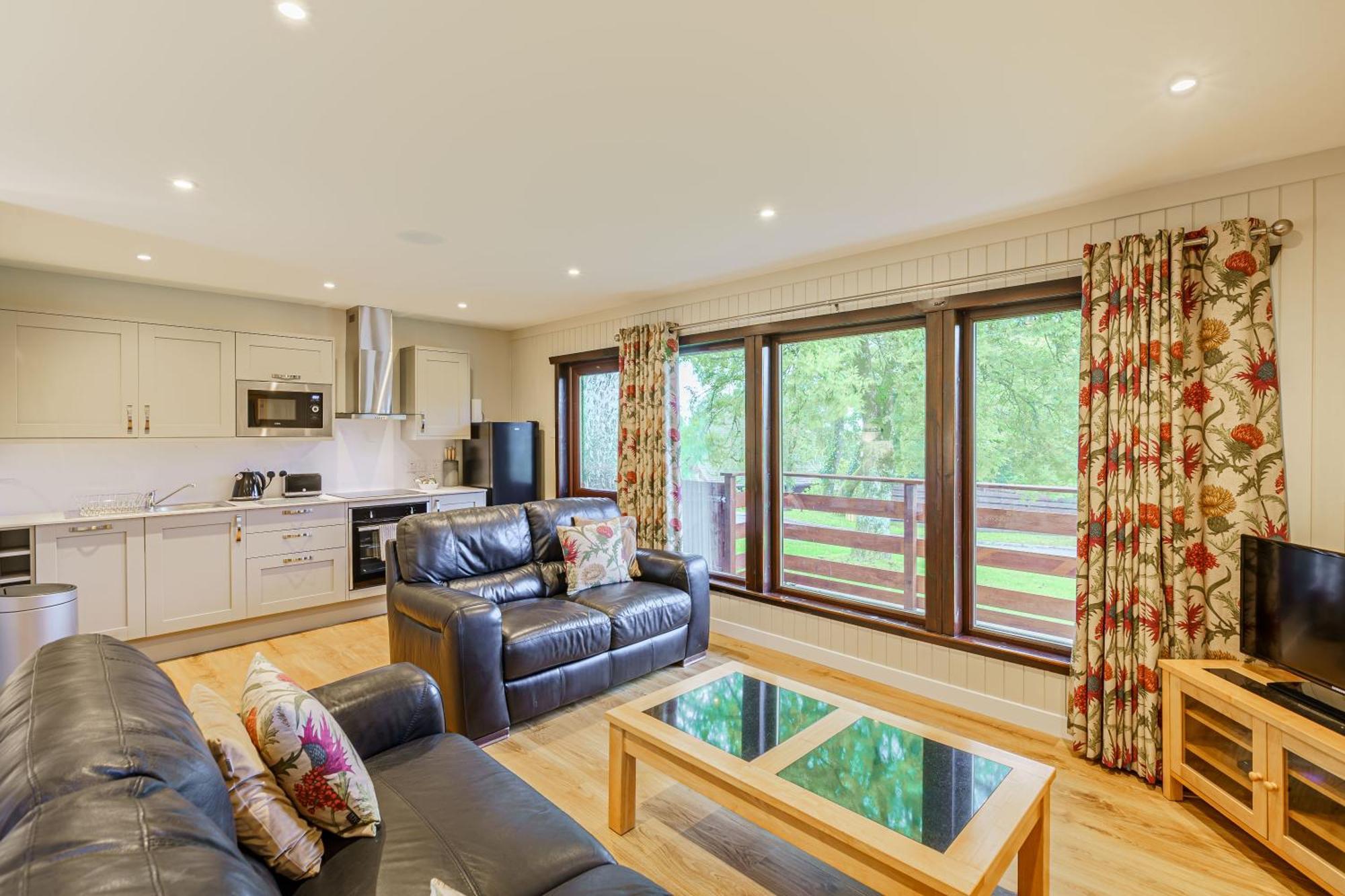 Bluebell Lodge 4 With Hot Tub Ньютон Стюарт Экстерьер фото